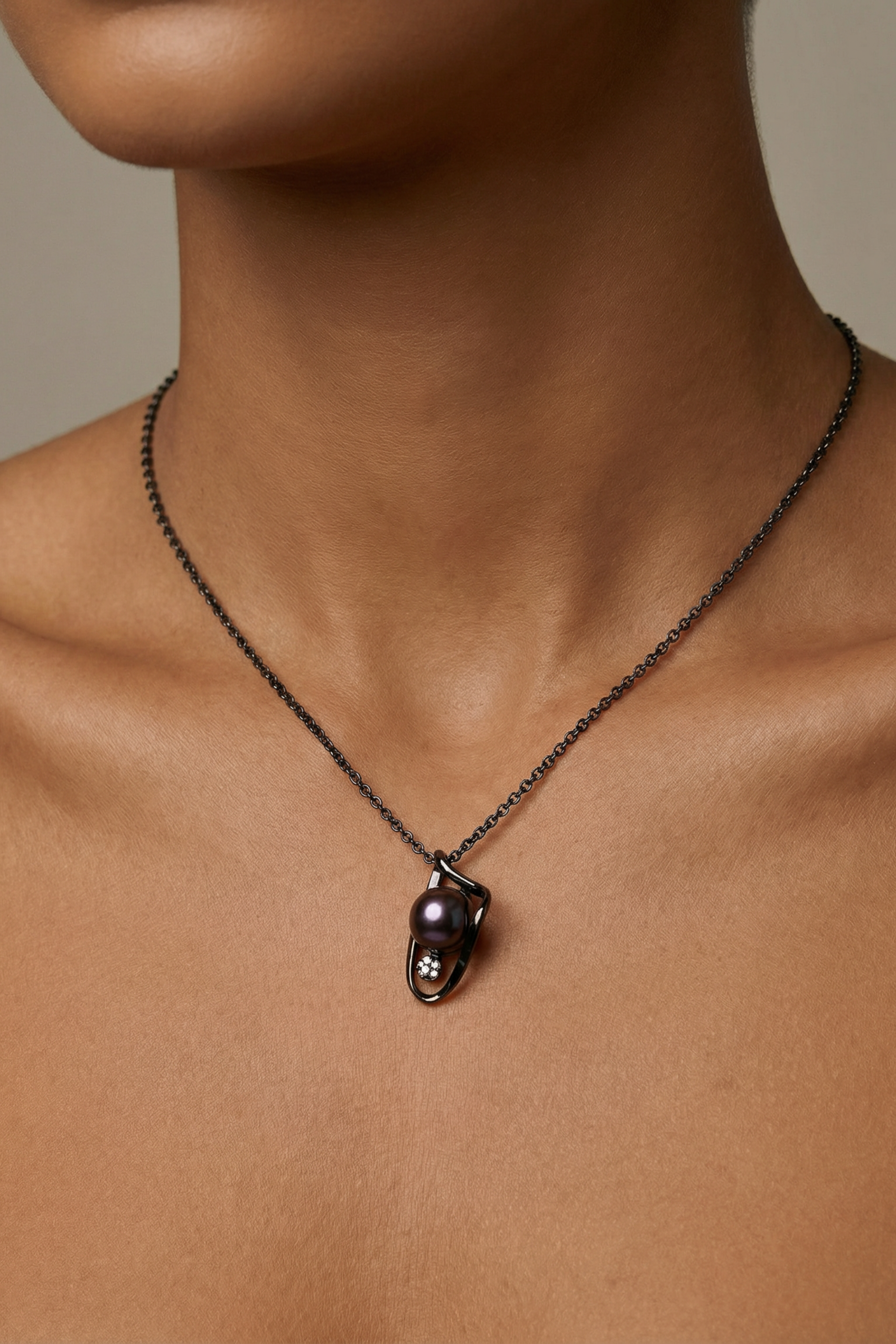 Shadow Necklace