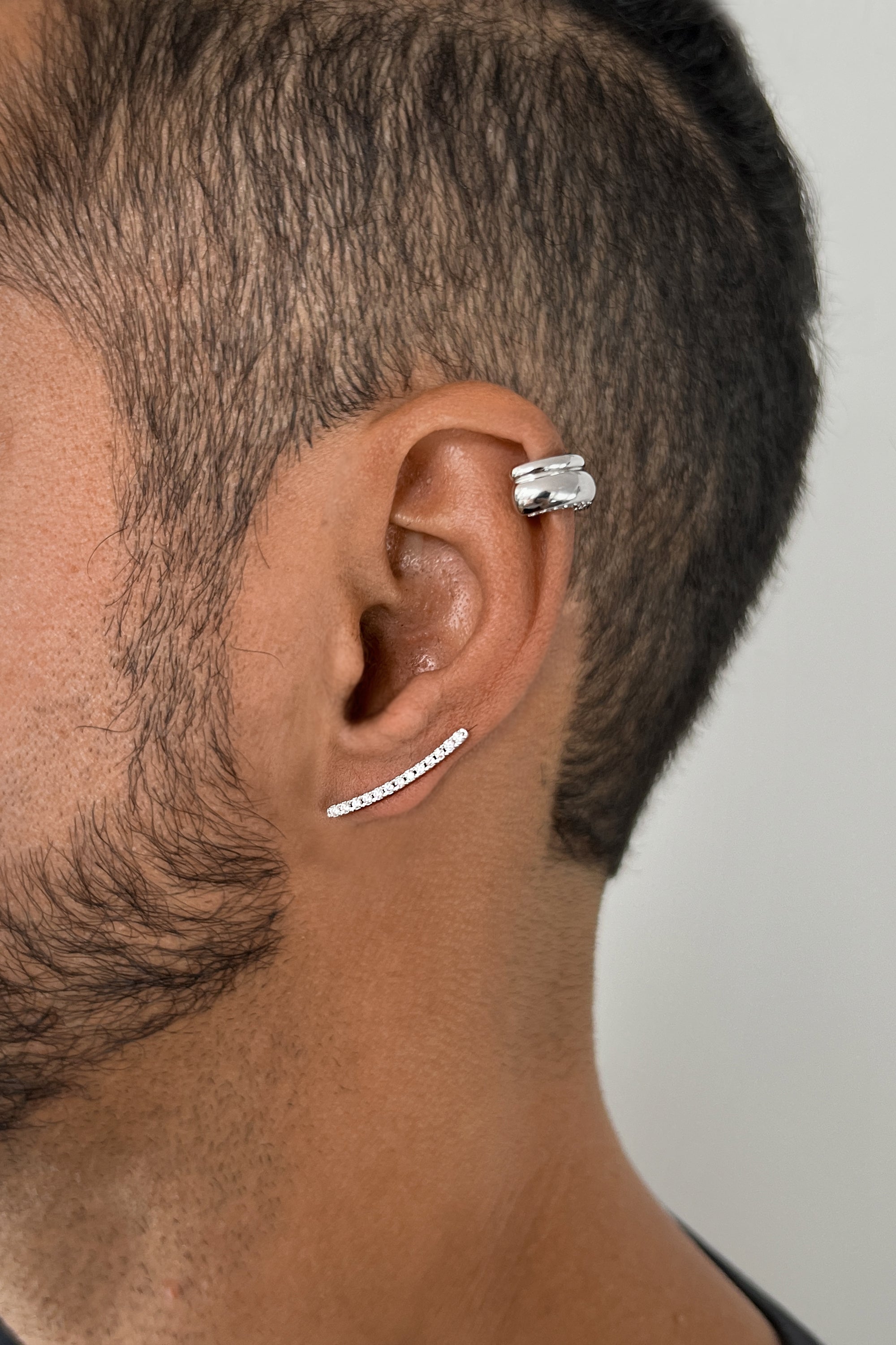 Behave Ear Climber