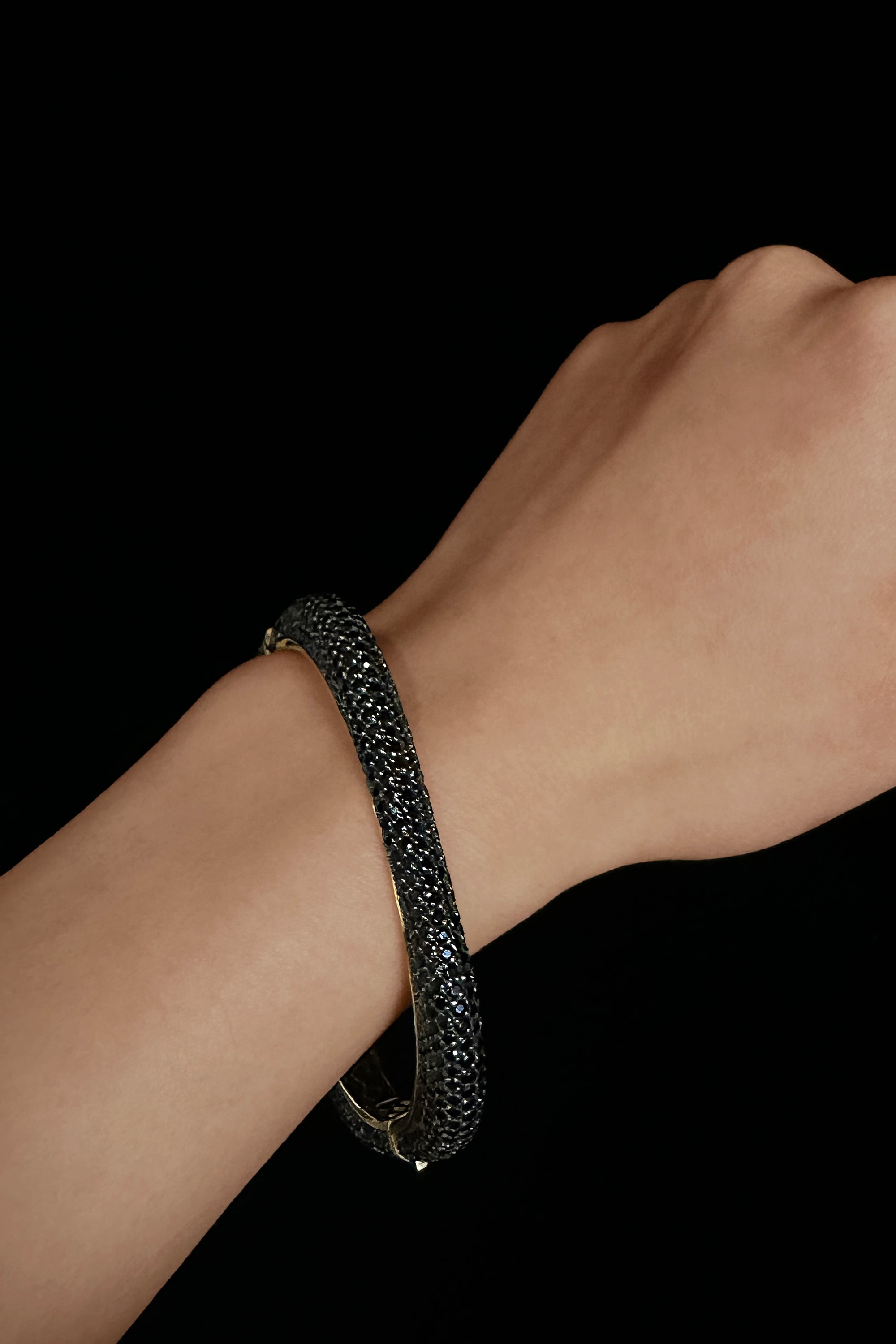 Behold Bangle