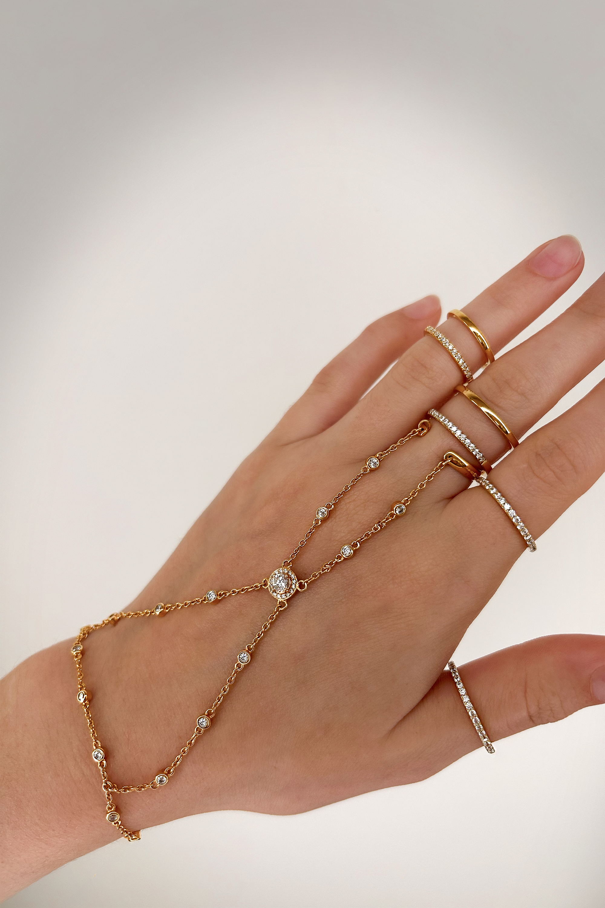 Aliven Hand Chain