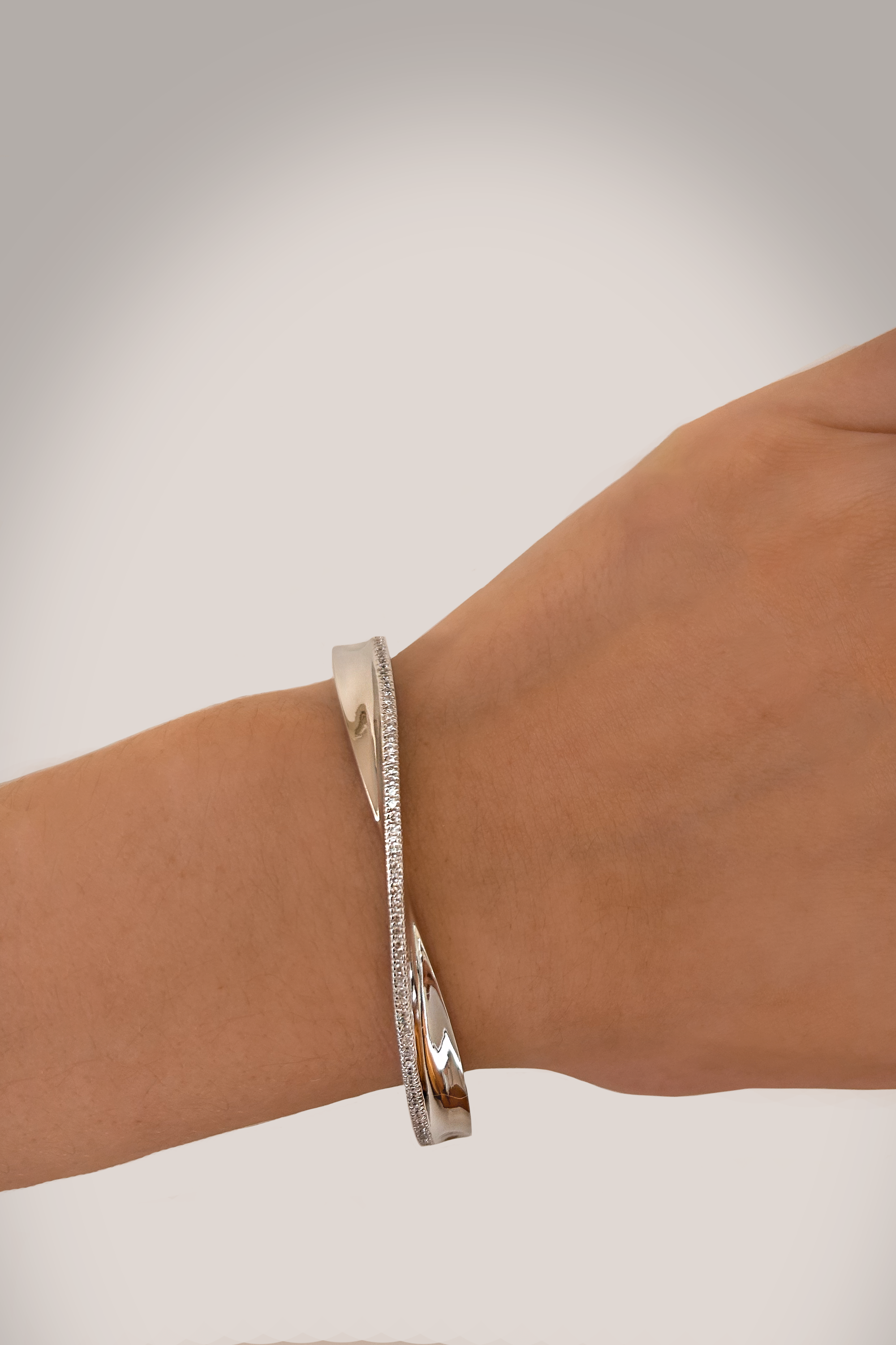 Light Bangle