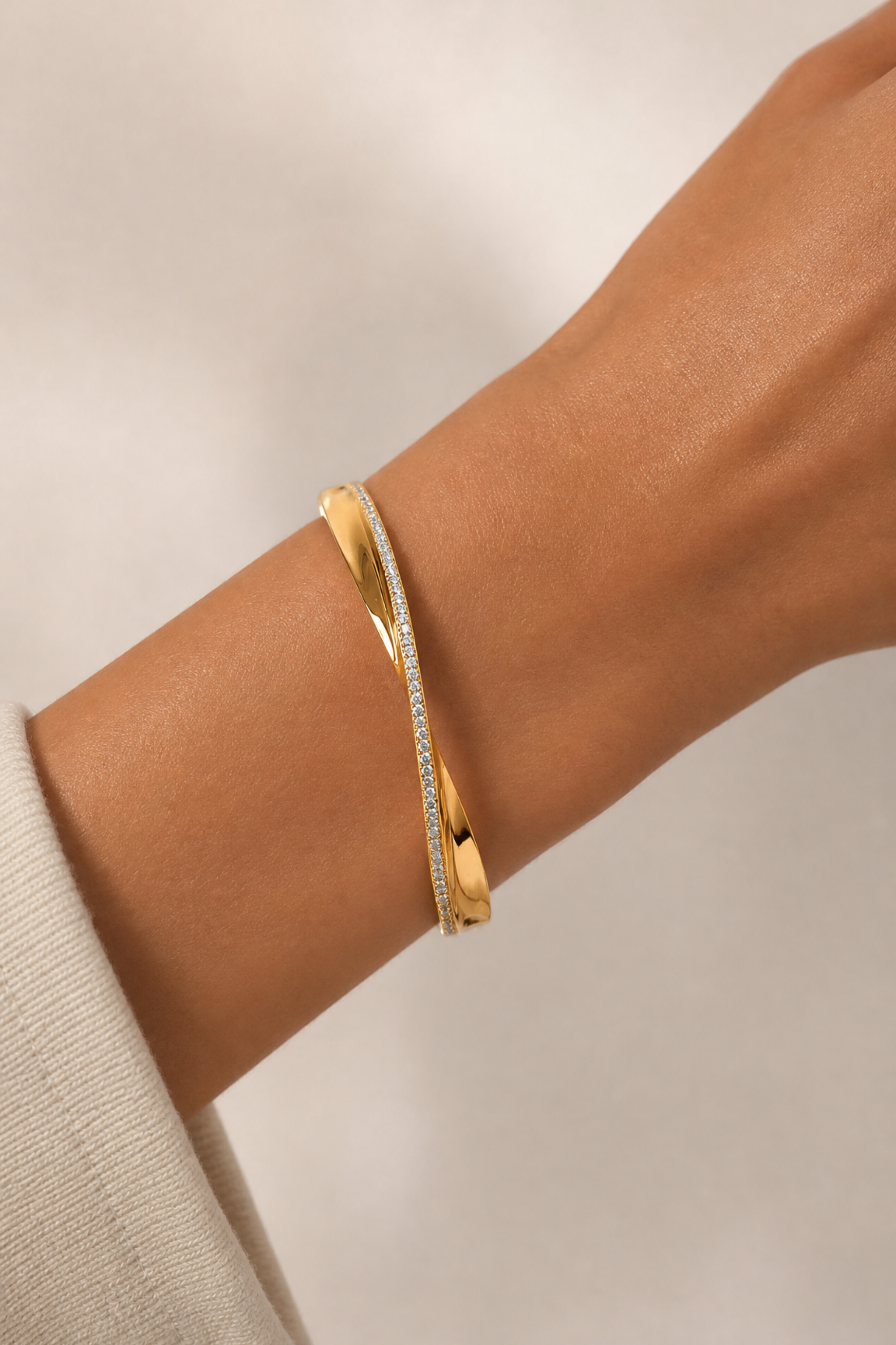 Light Bangle