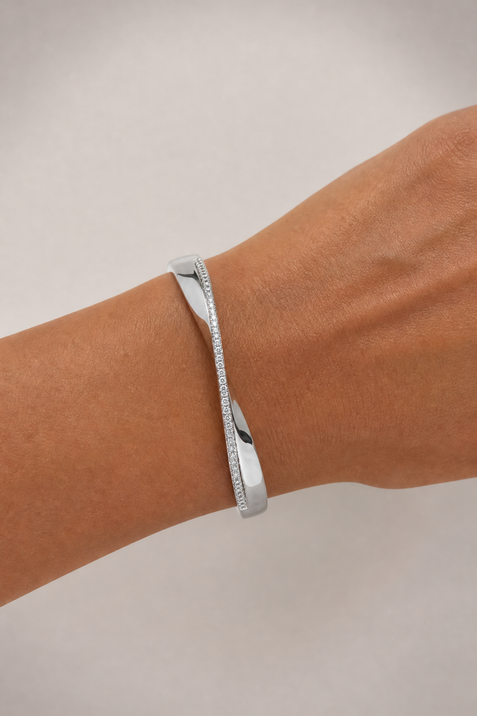 Light Bangle