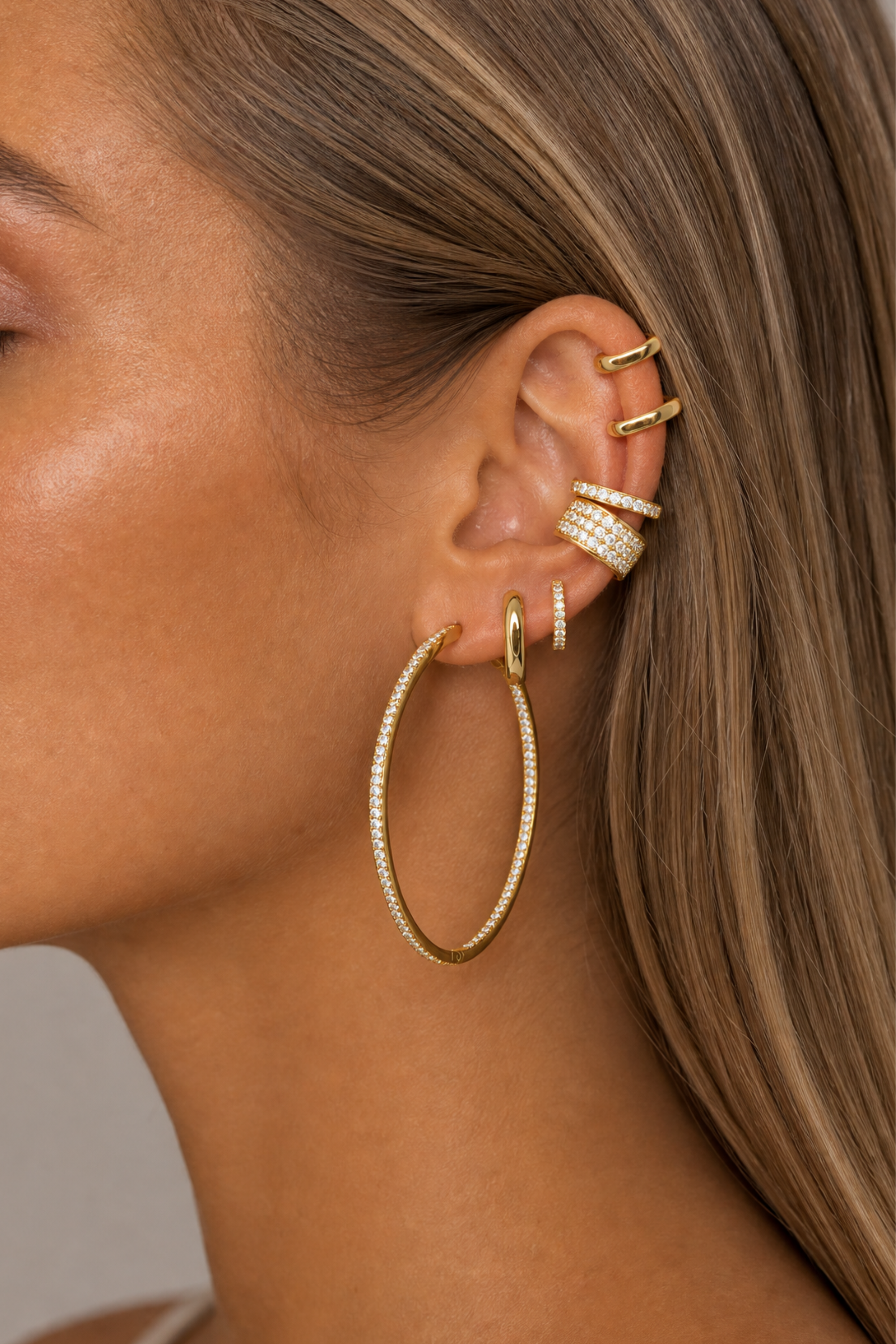 Light Hoop Earrings