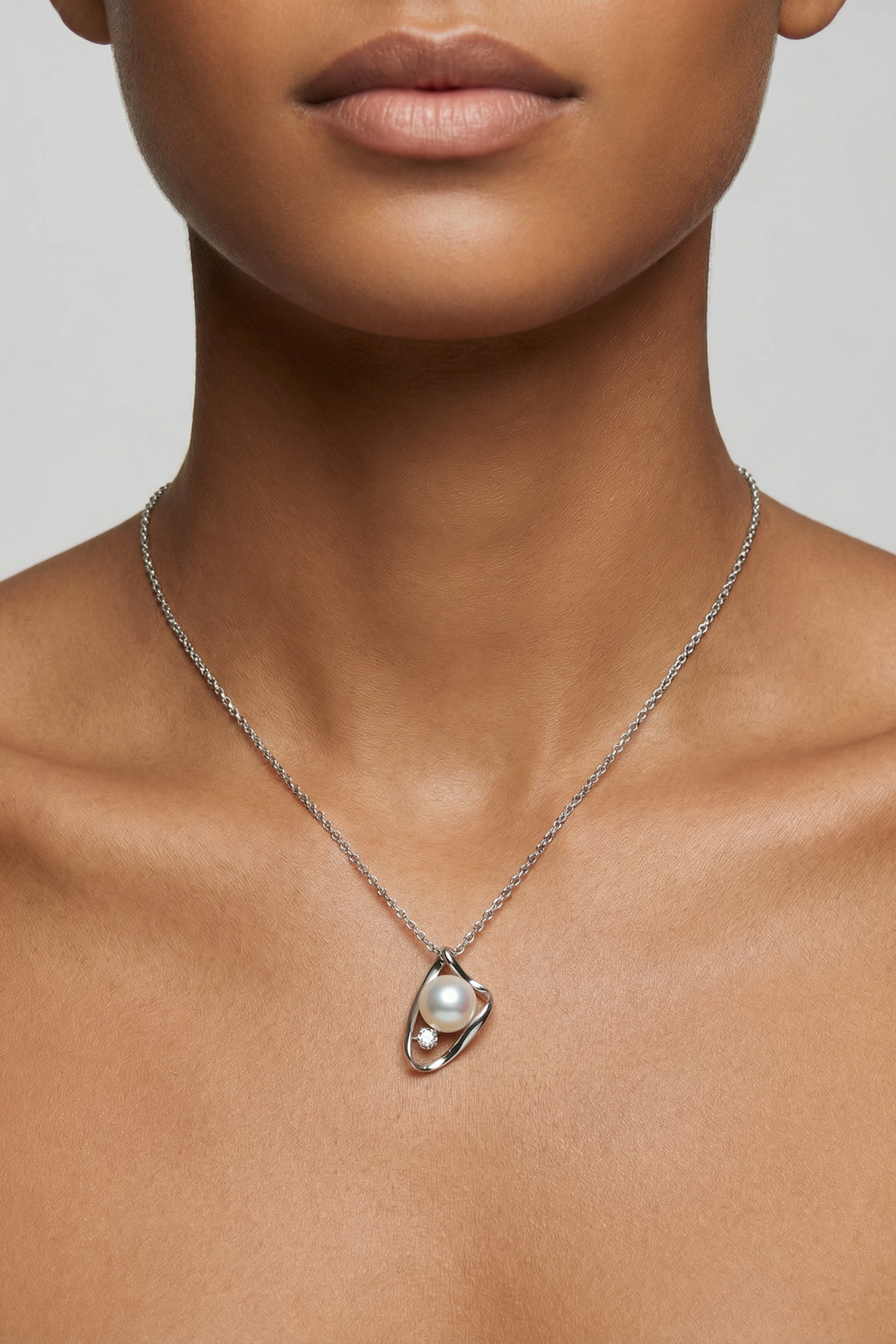 Shadow Necklace