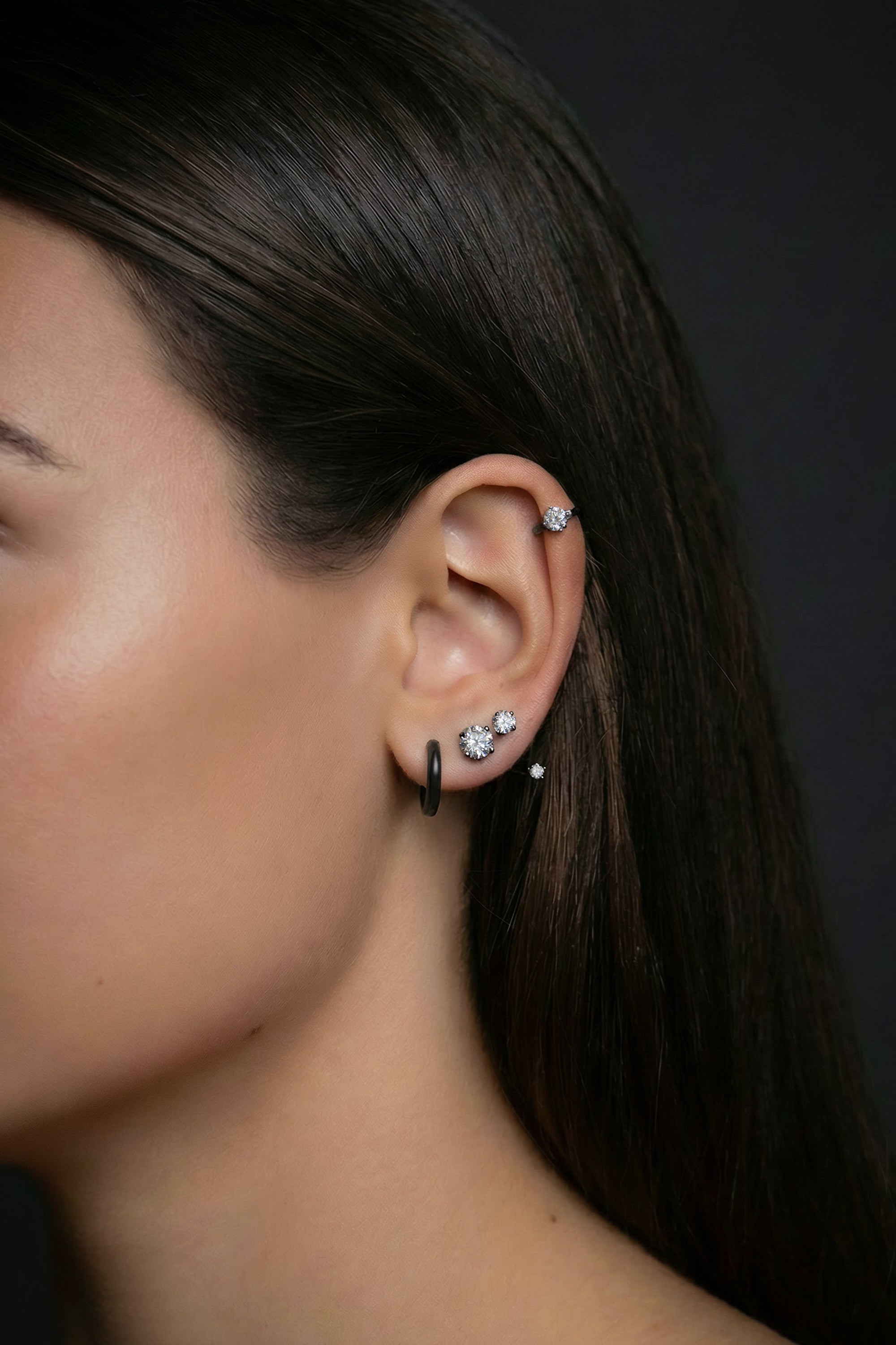 Suspension Solitaire Cuff